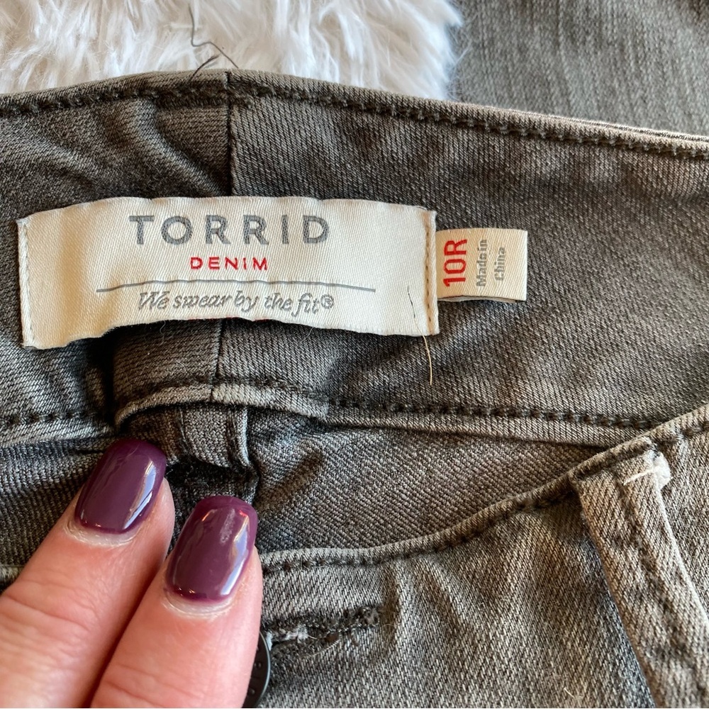 Torrid Denim skinny jeggings Women's Gray/Black Jeans size 10R - Picture 3 of 8